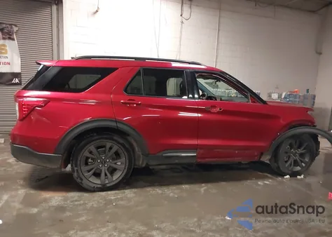 2021 Ford Explorer Xlt z USA, uszkodzony, nr VIN 1FMSK7DH9MGA16458